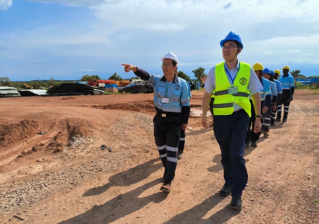 海南礦業(yè)總裁滕磊赴馬里鋰礦項目開展現(xiàn)場調研